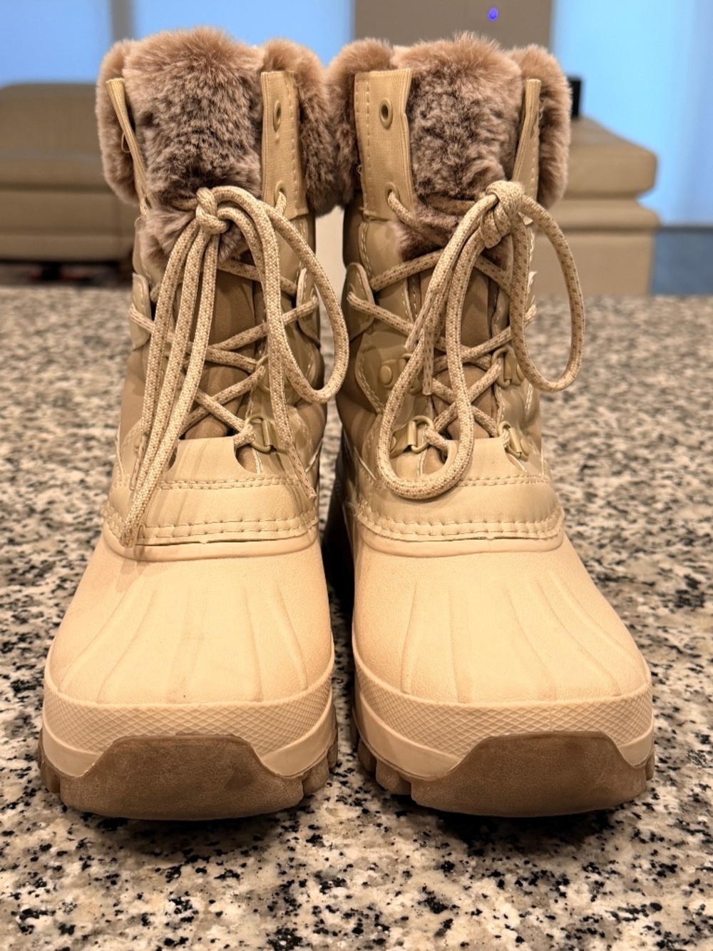 LOCFIR Beige Faux Fur Lace Up Winter Snow Boots Size 8
